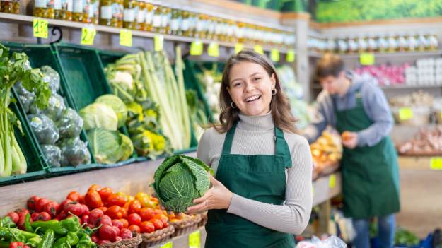 Nie mąkę, nie śmietanę. Dodaję to do młodej..