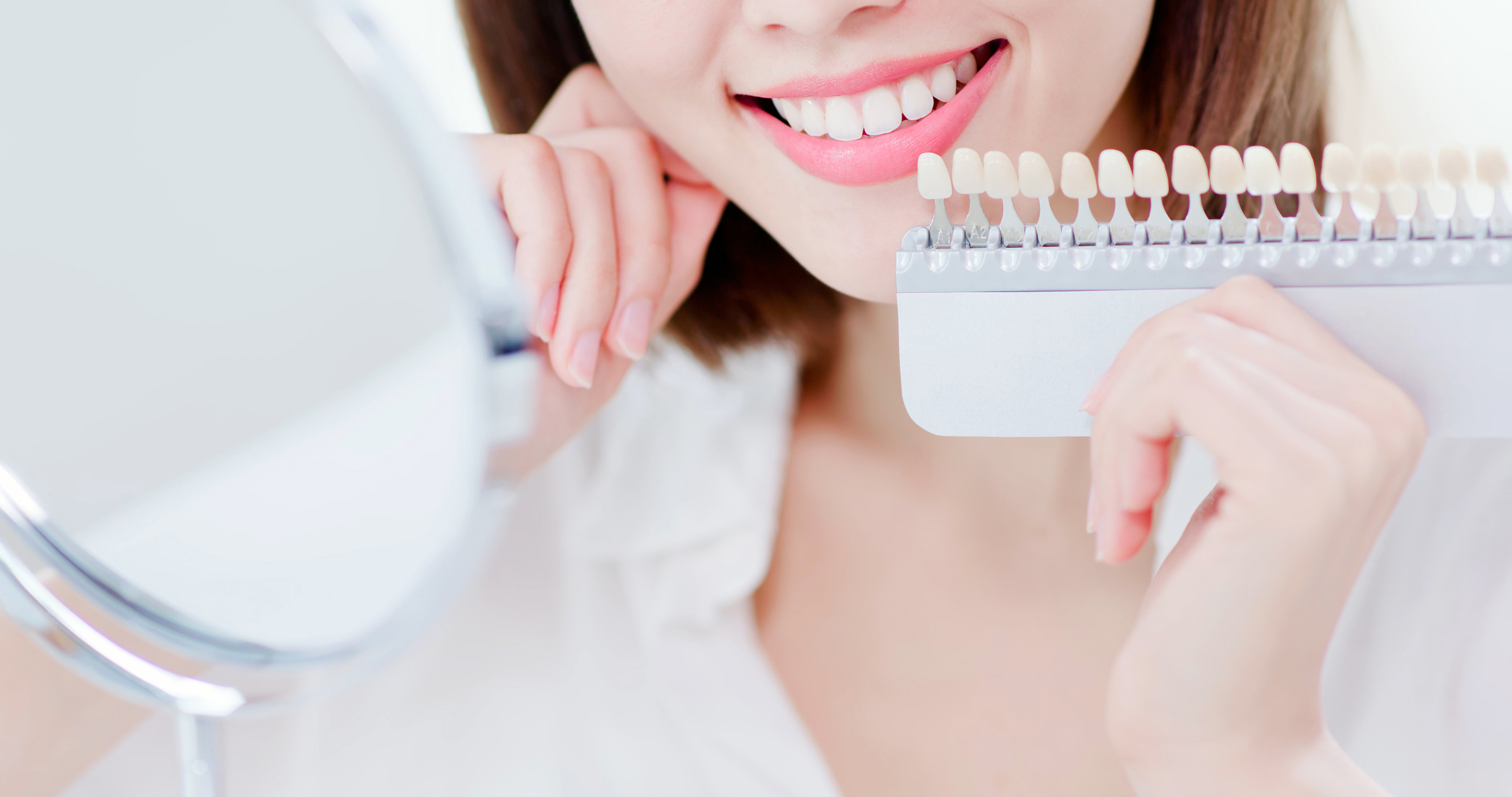 Jak pozbyć się żółtych zębów?